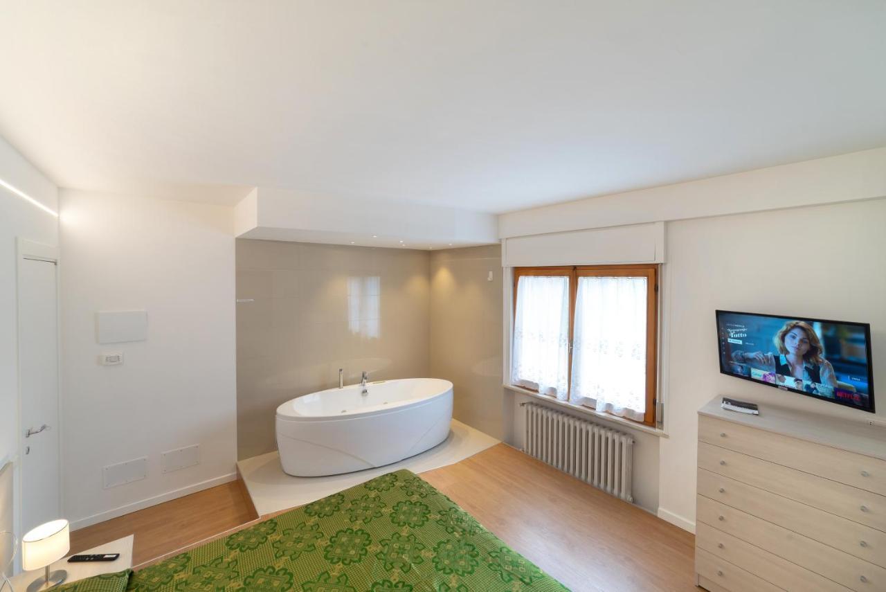 Dolomiti Suite Belluno Bagian luar foto